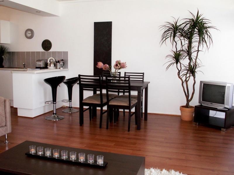 162 Surf Parade, Broadbeach QLD 4218