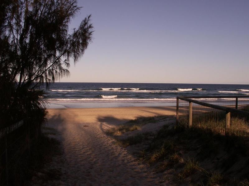 162 Surf Parade, Broadbeach QLD 4218