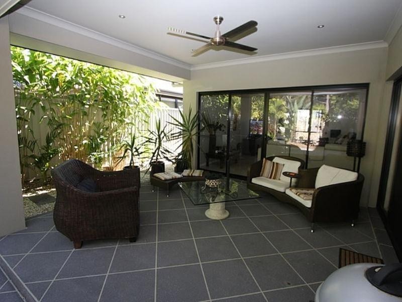 17 River Links Boulevard, Helensvale QLD 4212