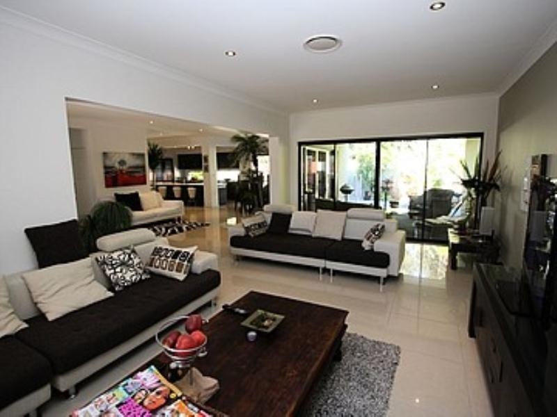 17 River Links Boulevard, Helensvale QLD 4212