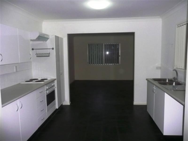 74 Salerno Street, Isle Of Capri QLD 4217