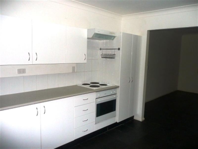 74 Salerno Street, Isle Of Capri QLD 4217