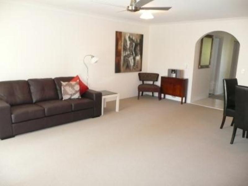 22-22 Woodroffe Avenue, Main Beach QLD 4217