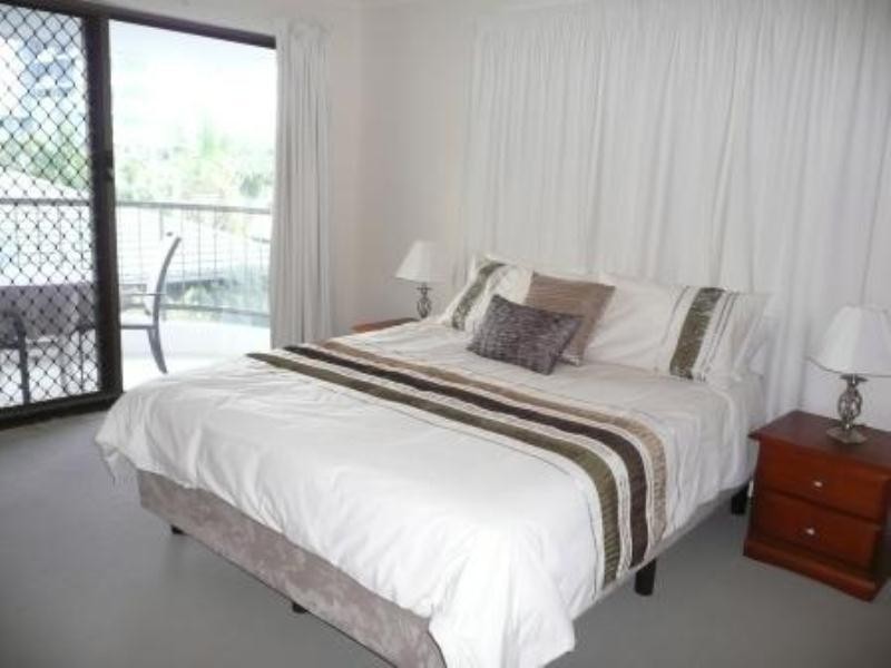 22-22 Woodroffe Avenue, Main Beach QLD 4217