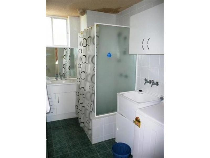 203/43 Garfield Terrace, Surfers Paradise QLD 4217
