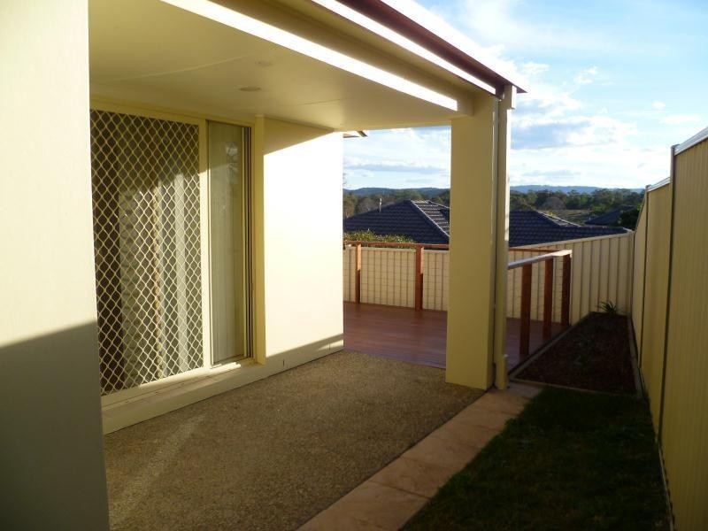 70 Tee Tree Boulevard, Arundel QLD 4214