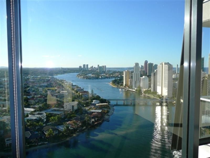 2402-4 Wahroonga Place, Surfers Paradise QLD 4217