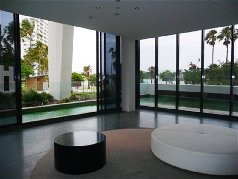 2402-4 Wahroonga Place, Surfers Paradise QLD 4217