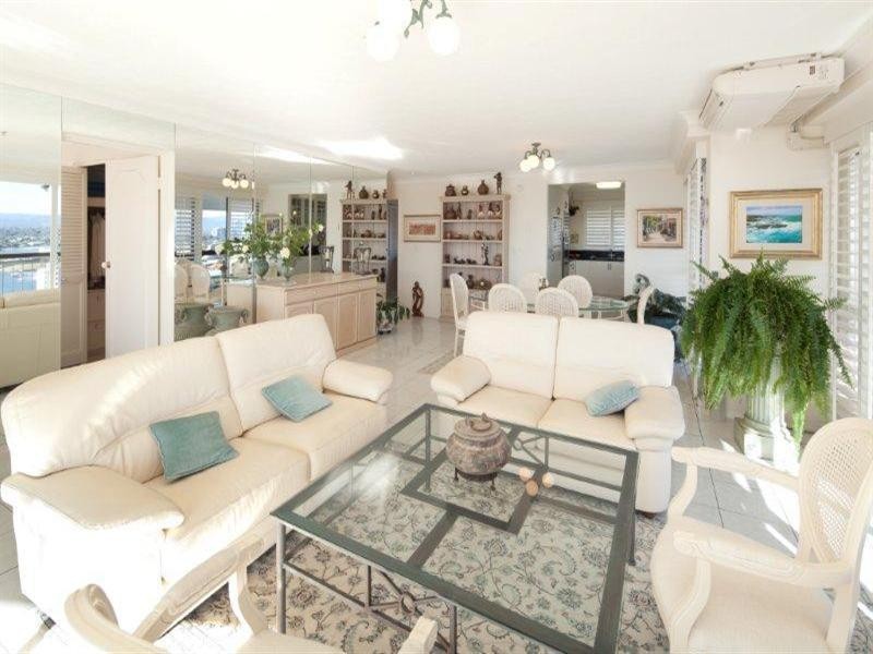 47 Kings Row Centre, 20 Commodore Drive, Surfers Paradise QLD 4217