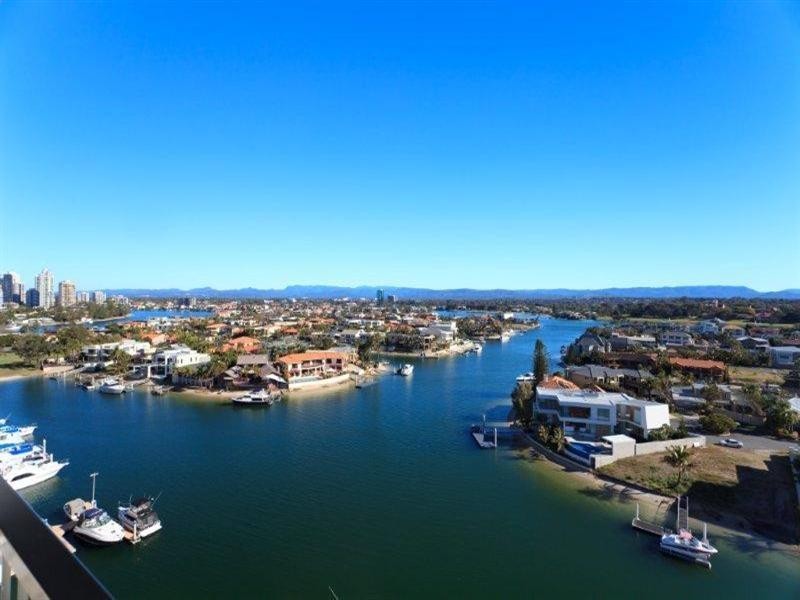 47 Kings Row Centre, 20 Commodore Drive, Surfers Paradise QLD 4217