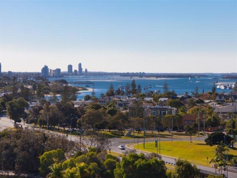 47 Kings Row Centre, 20 Commodore Drive, Surfers Paradise QLD 4217