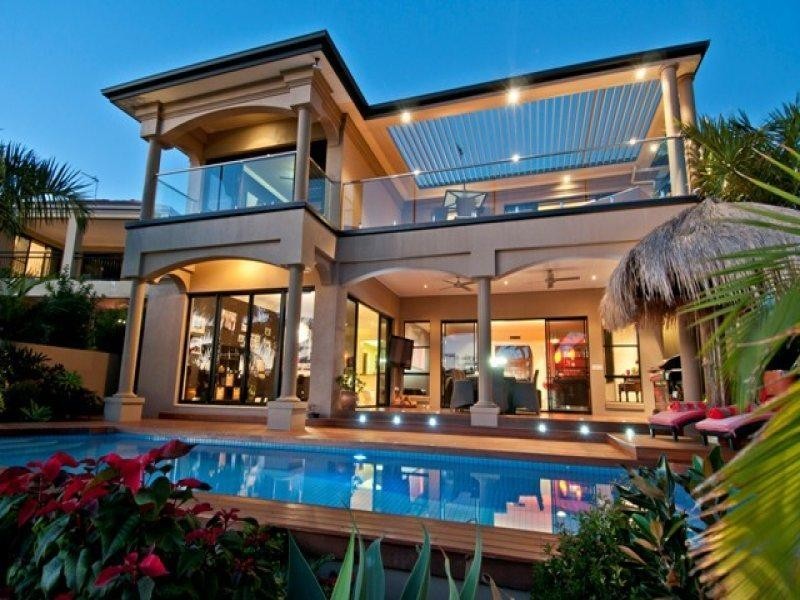 48 King Arthurs Court, Sovereign Islands QLD 4216