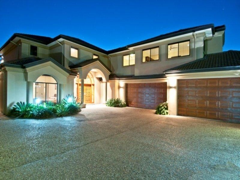 48 King Arthurs Court, Sovereign Islands QLD 4216