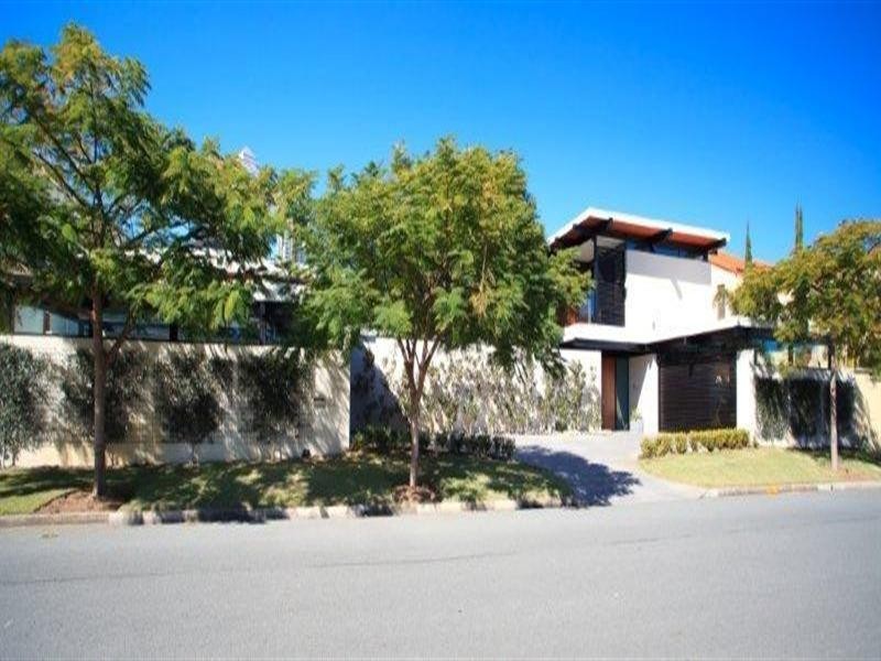 22-24 Admiralty Drive, Surfers Paradise QLD 4217