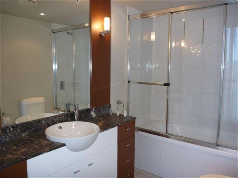 23 Ferny Avenue, Surfers Paradise QLD 4217