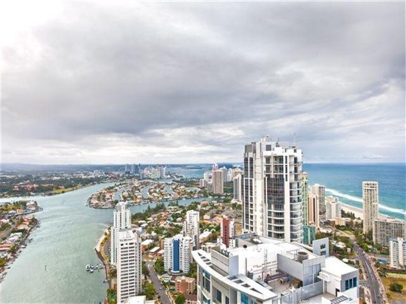 9 Ferny Avenue – Circle On Cavill, Surfers Paradise QLD 4217