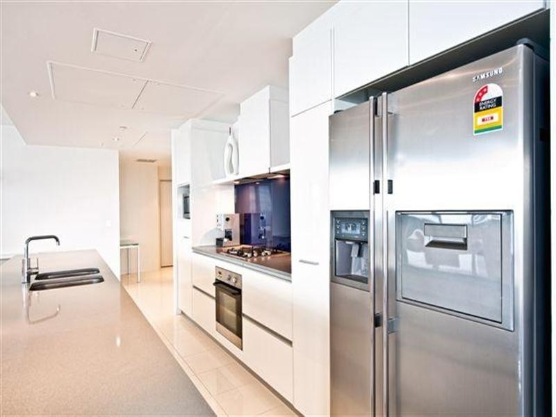 9 Ferny Avenue – Circle On Cavill, Surfers Paradise QLD 4217