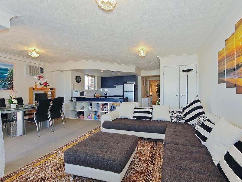 130 Marine Parade, Southport QLD 4215