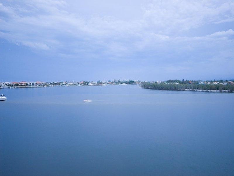 Sovereign Islands QLD 4216