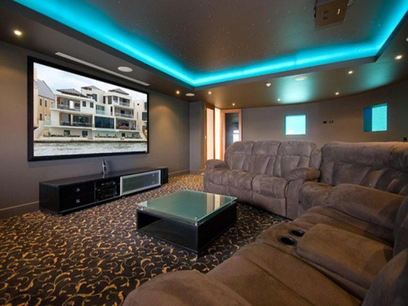 Sovereign Islands QLD 4216