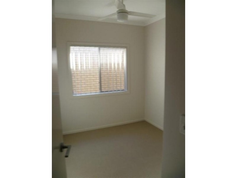 16 Leon Capra Drive, Augustine Heights QLD 4300