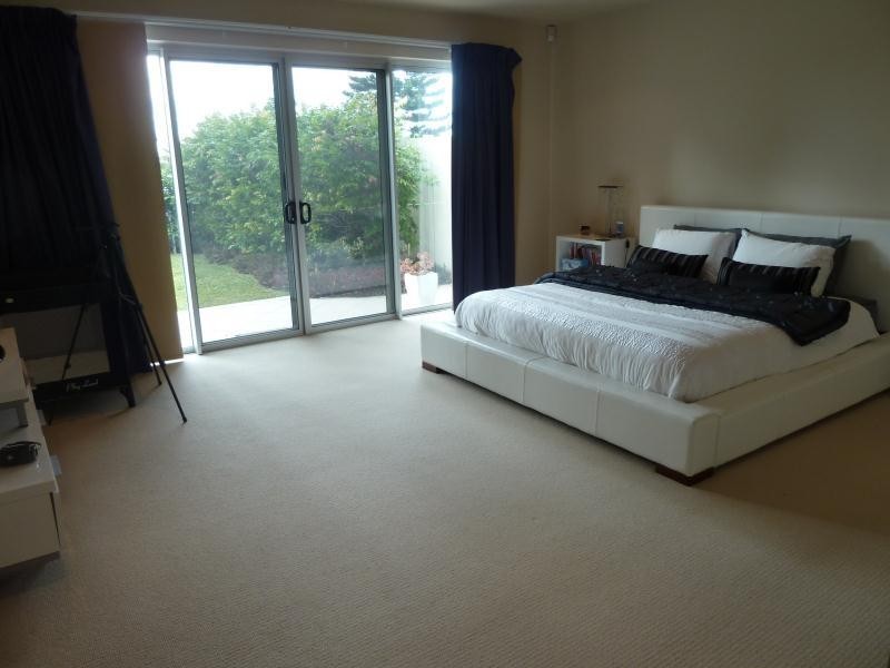 8311 Magnolia Drive East, Hope Island QLD 4212