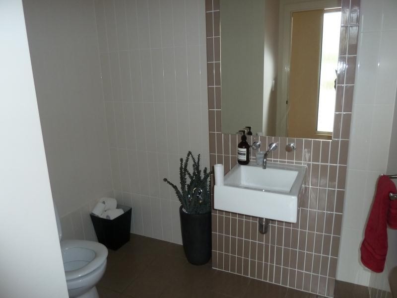 8311 Magnolia Drive East, Hope Island QLD 4212