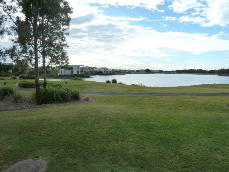 8311 Magnolia Drive East, Hope Island QLD 4212