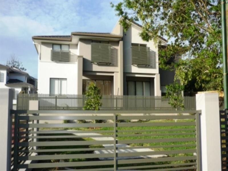 1-139 Cotlew Street, Ashmore QLD 4214