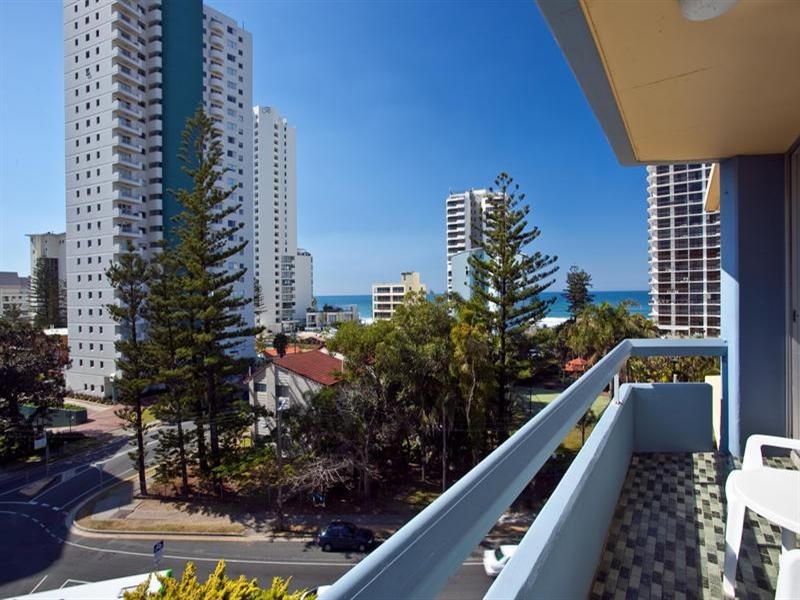 3 Old Burleigh Road, Surfers Paradise QLD 4217