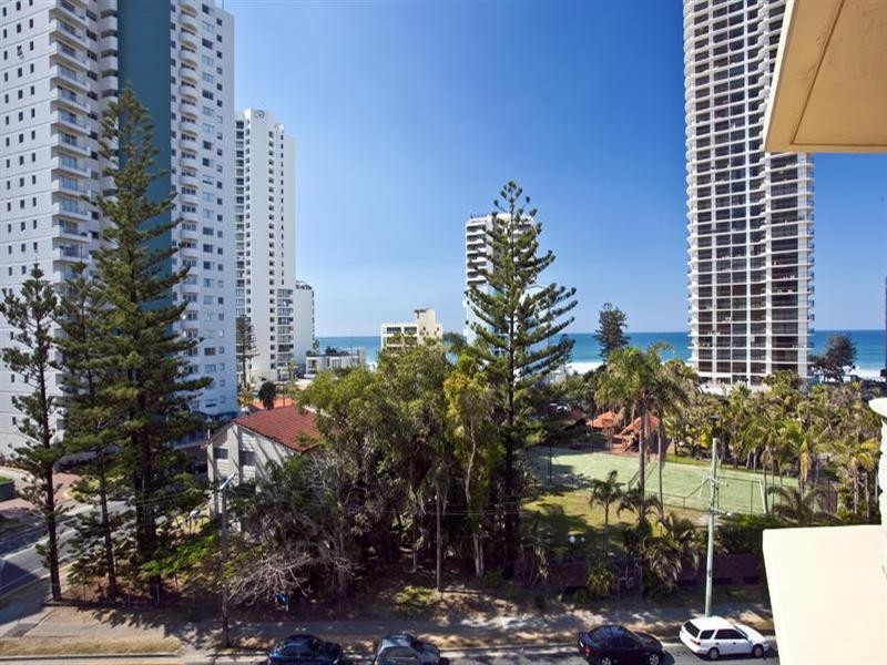 3 Old Burleigh Road, Surfers Paradise QLD 4217
