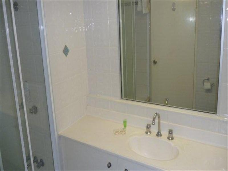 43 Enderley Avenue, Surfers Paradise QLD 4217