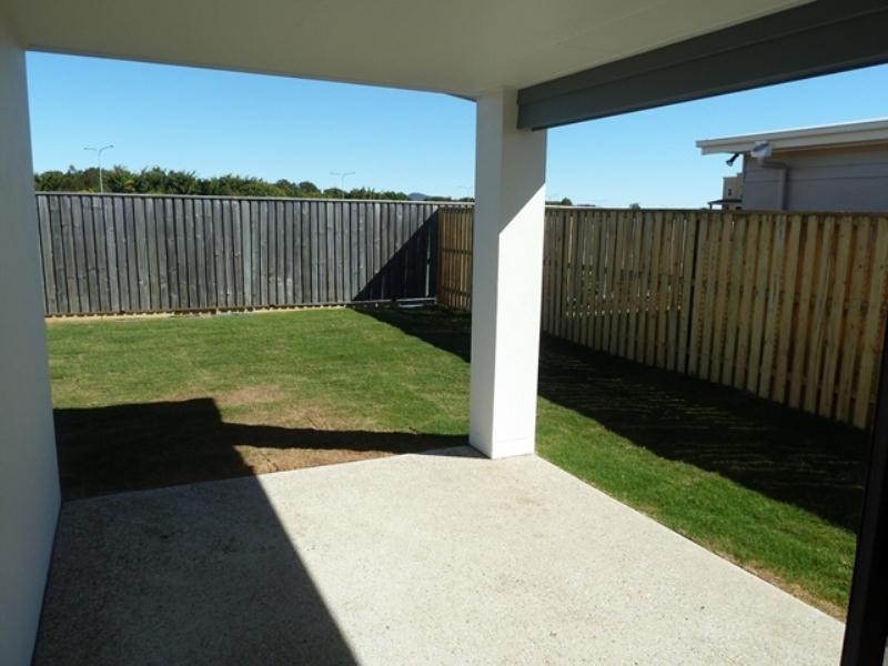 22 Pendraat Parade, Hope Island QLD 4212