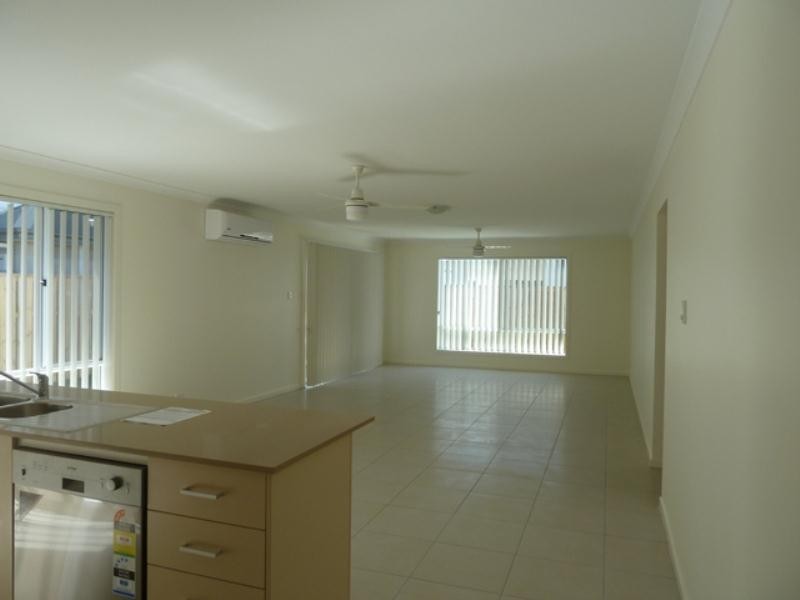 Hope Island QLD 4212