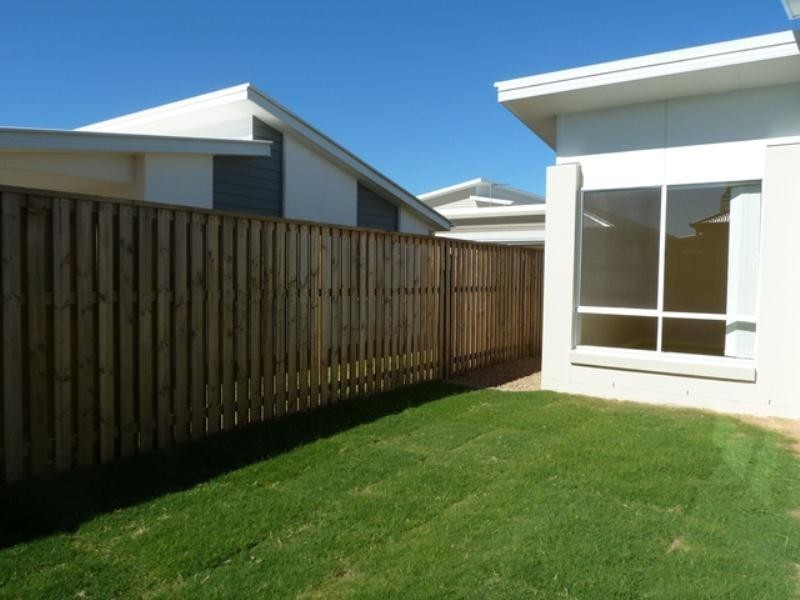 Hope Island QLD 4212