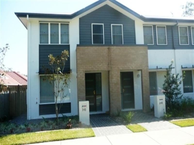 1/11 Seagreen Drive, Coomera QLD 4209