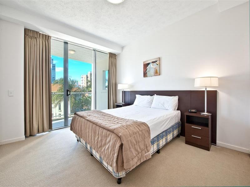 18 Fern Street, Surfers Paradise QLD 4217