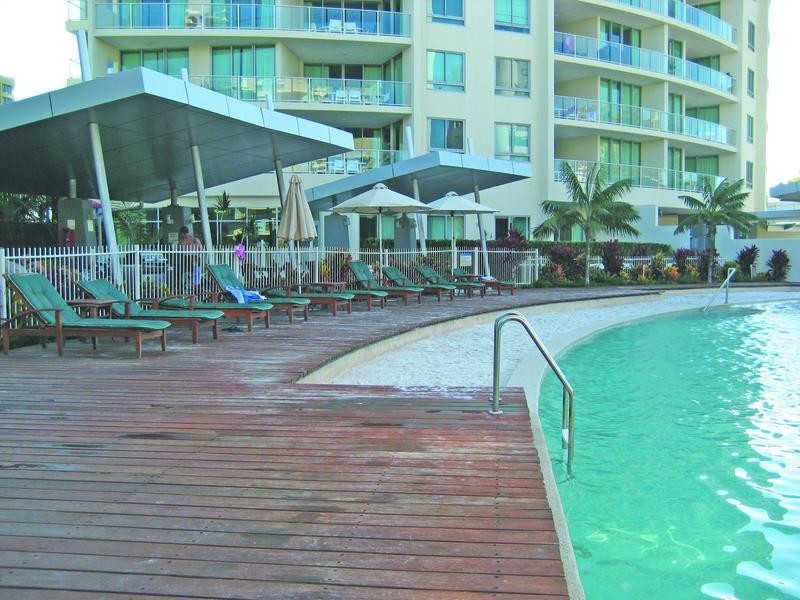 18 Fern Street, Surfers Paradise QLD 4217