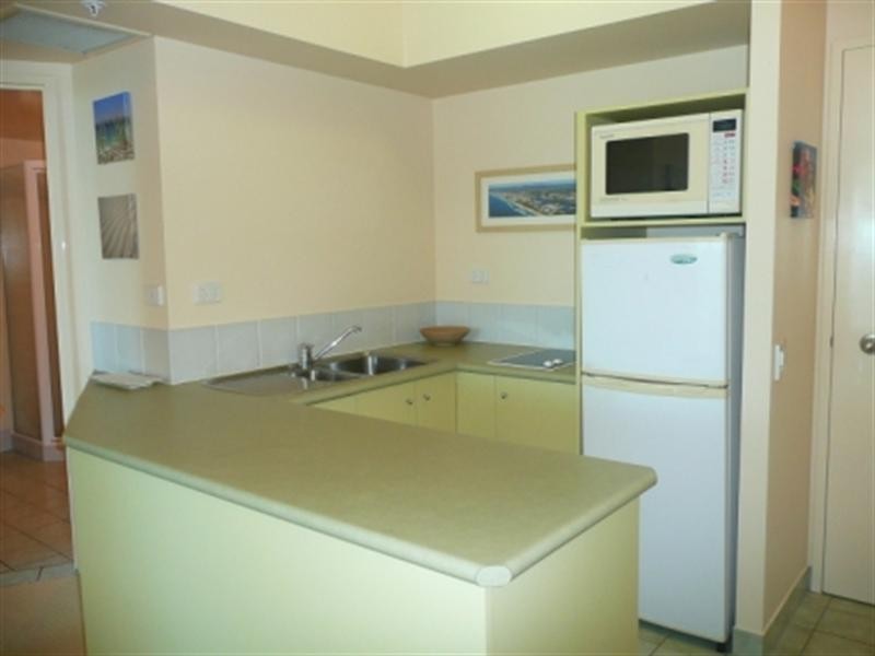 1205-46 Pacific Street, Main Beach QLD 4217