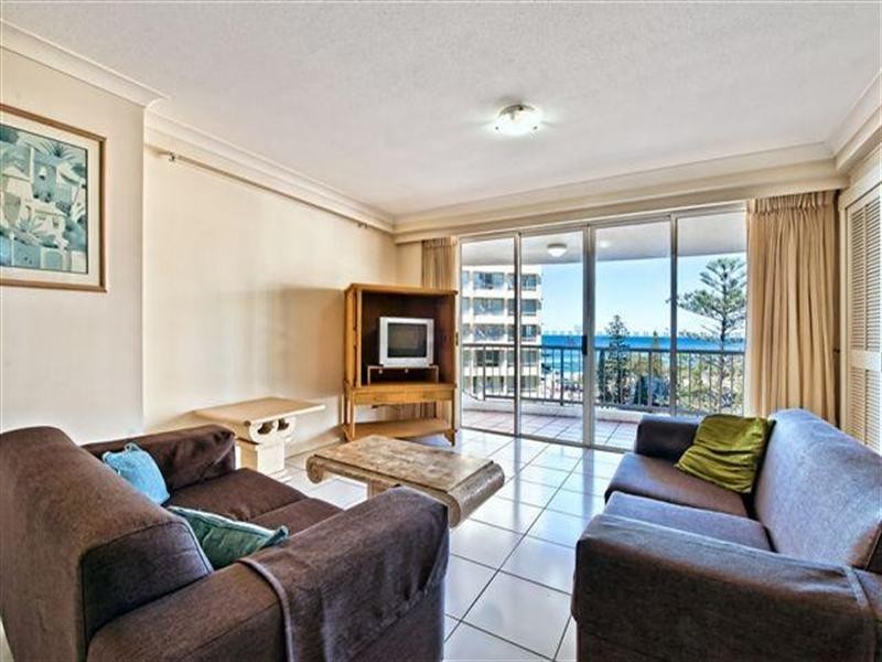 7 Elkhorn Avenue, Surfers Paradise QLD 4217