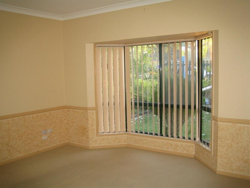 2/51 Kumbari Avenue, Southport QLD 4215