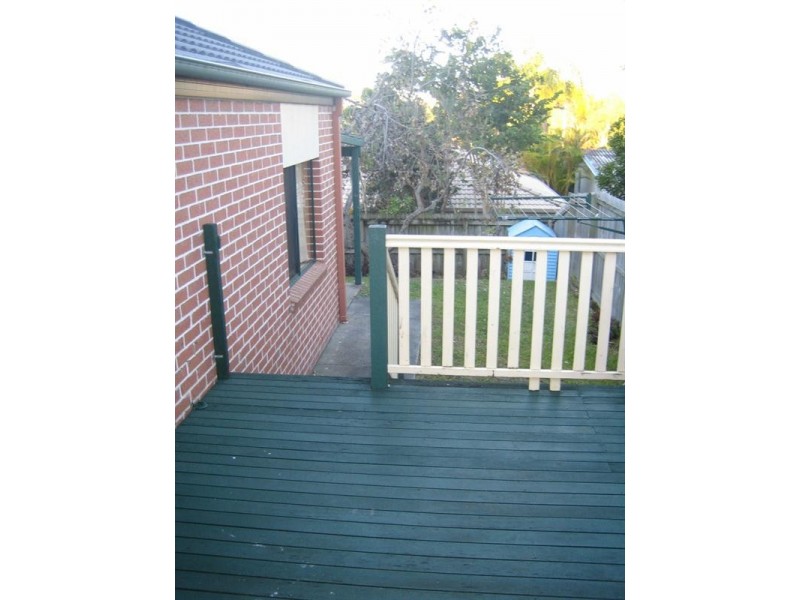 2/51 Kumbari Avenue, Southport QLD 4215