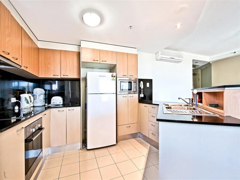 21 Cypress Avenue, Surfers Paradise QLD 4217