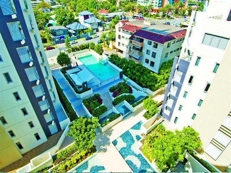 21 Cypress Avenue, Surfers Paradise QLD 4217