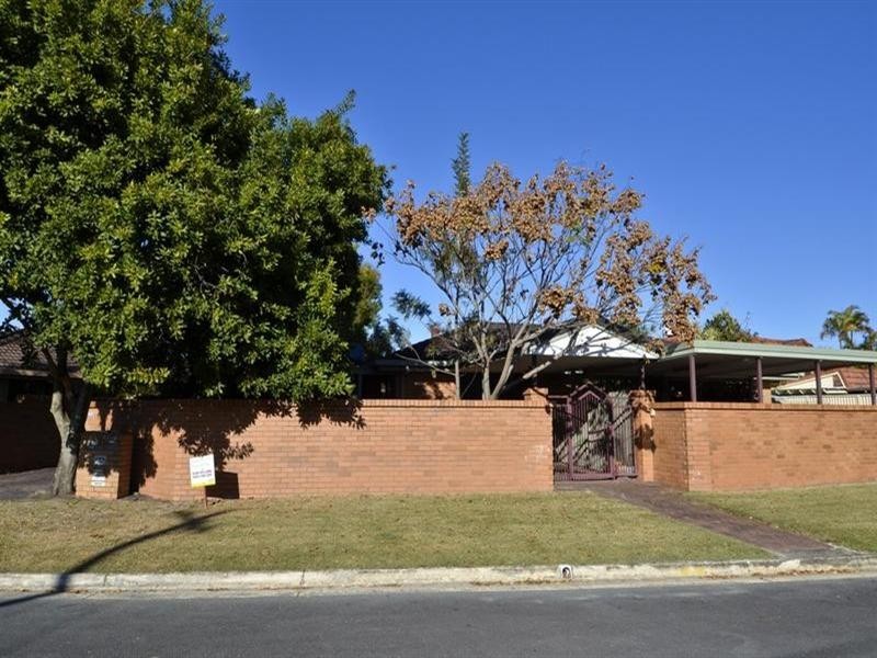 1/2 Tima Avenue, Surfers Paradise QLD 4217