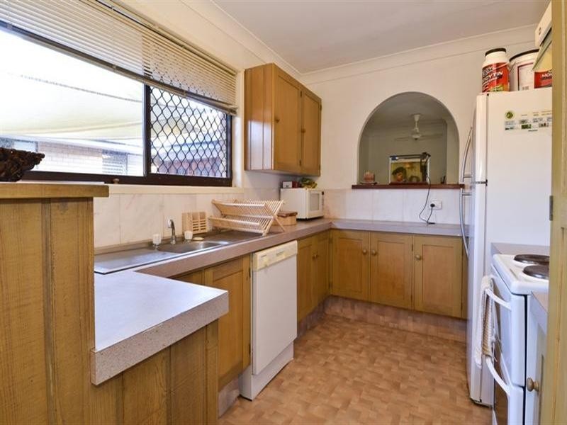 1/2 Tima Avenue, Surfers Paradise QLD 4217