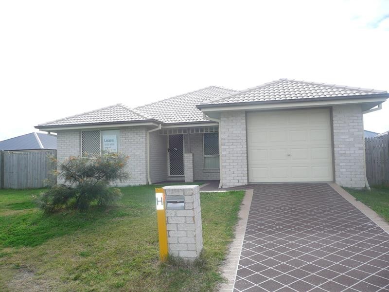 13 Lake Wivenhoe Court, Logan Reserve QLD 4133
