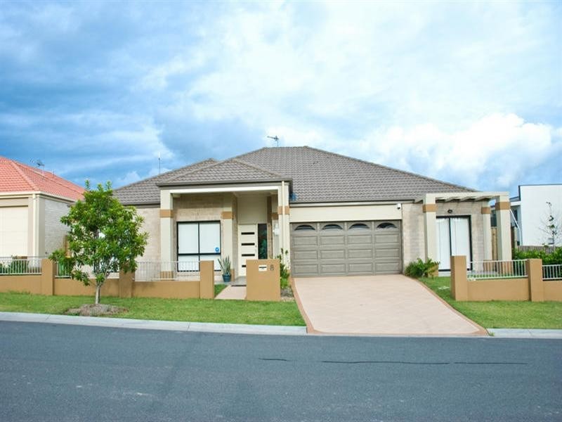 8 Saleya Drive, Varsity Lakes QLD 4227