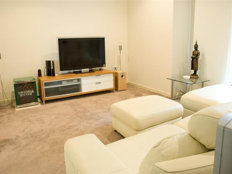 8 Saleya Drive, Varsity Lakes QLD 4227