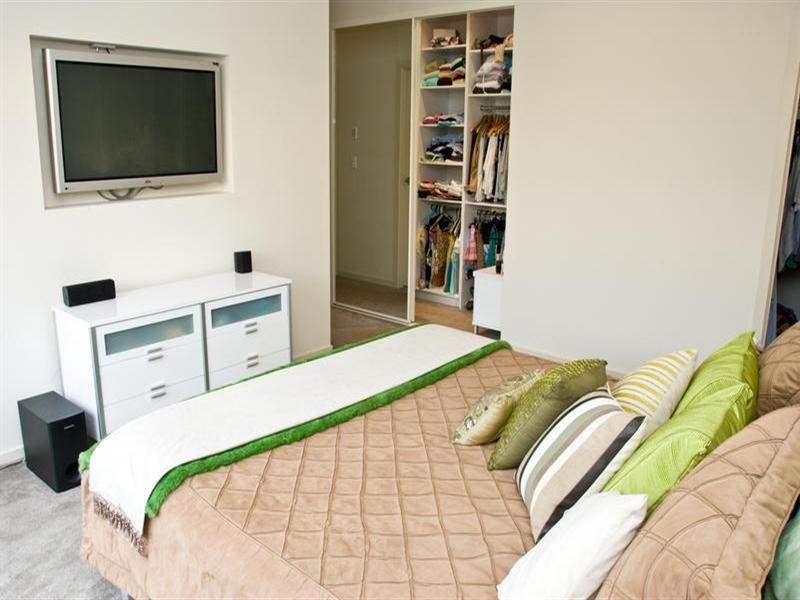 8 Saleya Drive, Varsity Lakes QLD 4227